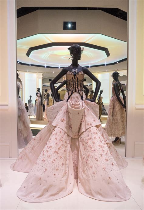 dior exebision|current designer for christian dior.